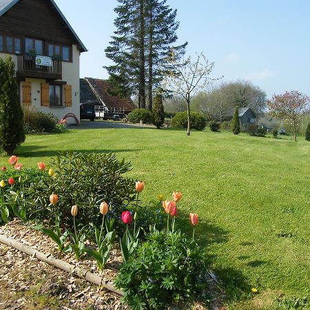 La Ferme De Montaigu Bed & Breakfast Exterior photo