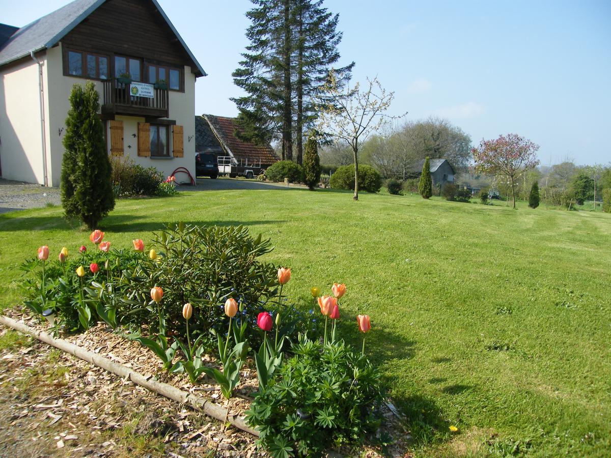 La Ferme De Montaigu Bed & Breakfast Exterior photo